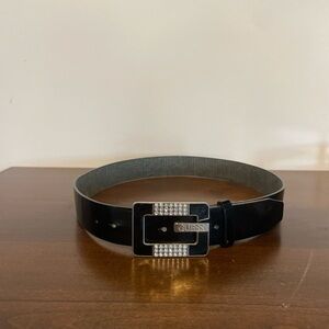 Black Y2K GUESS Belt with Rhinestone Buckle